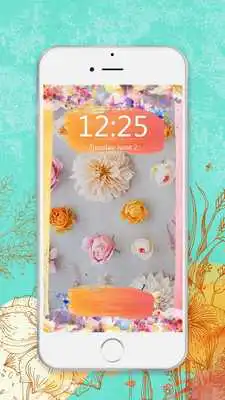 Play Vintage Floral Wallpaper