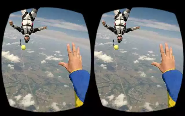Play VR Sky diving fun