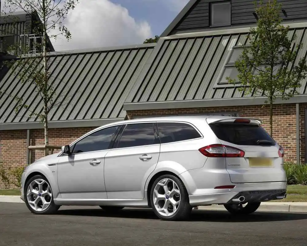 Play Wallpaper Ford Mondeo Titanium