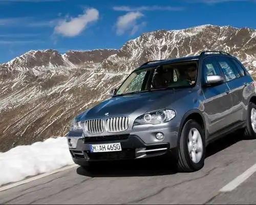 Play Wallpapers Cars BMW X5 Play Wallpapers Cars BMW X5