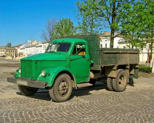 Play Wallpapers GAZ Russian Cars