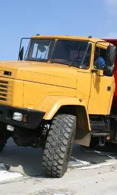 Play Wallpapers KrAZ Trucks
