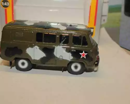 Play Wallpapers UAZ 39099