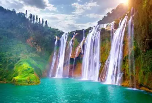 Play wallpaper waterfall