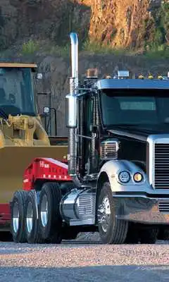 Play Wallp Freightliner Cargo Truck