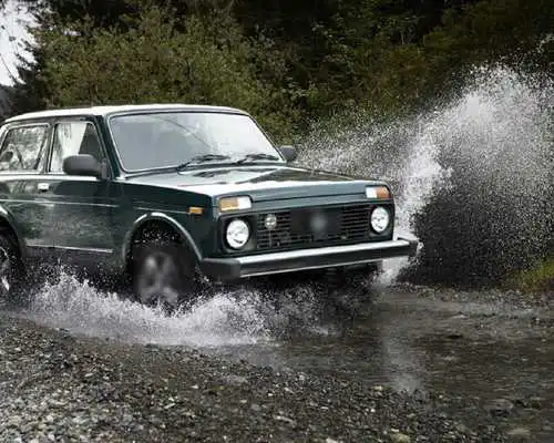 Play Wallp Lada VAZ 2121 4x4 SUV Play Wallp Lada VAZ 2121 4x4 SUV