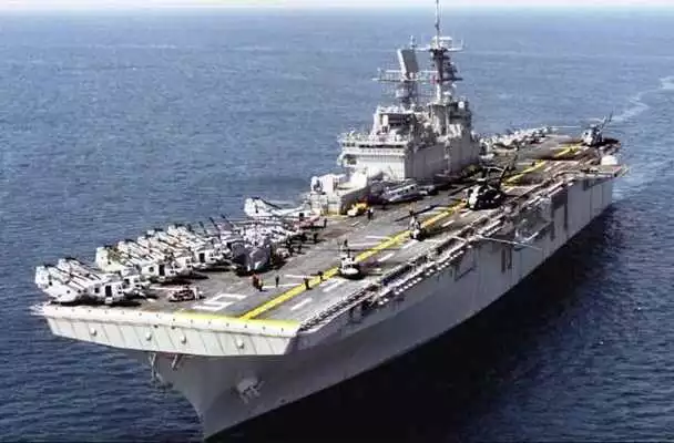 Play Warship