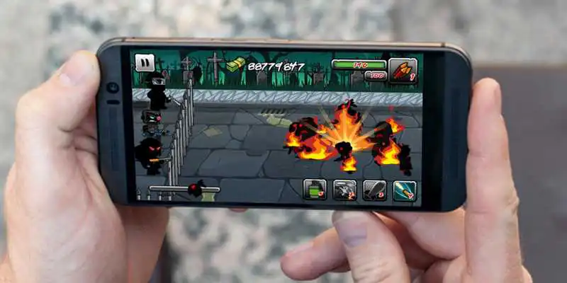Play War Z