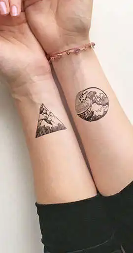 Play Wave Tattoo as an online game Wave Tattoo with UptoPlay