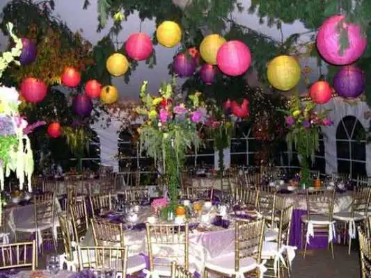 Play wedding decorations