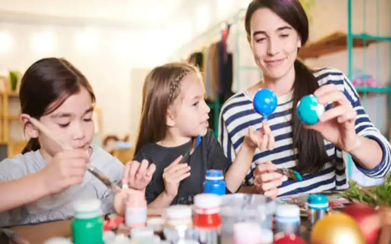 Play WHAT TO DO AT HOME as an online game WHAT TO DO AT HOME with UptoPlay