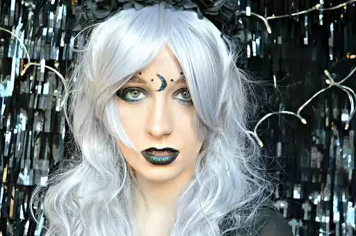 Play White Witch