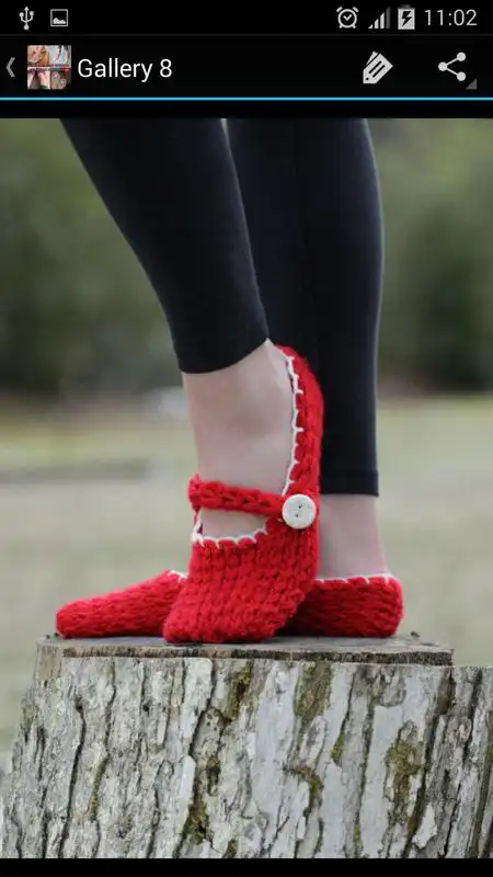 Play Women Slippers Crochet Pattern