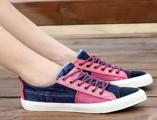 Play Womens Sneakers