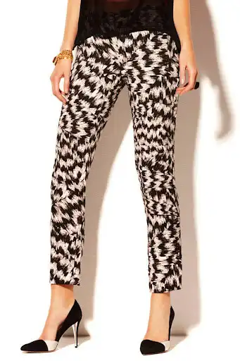 Play Women Trouser/Pant Designs as an online game Women Trouser/Pant Designs with UptoPlay