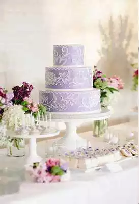 Play Wonderful Wedding Cakes