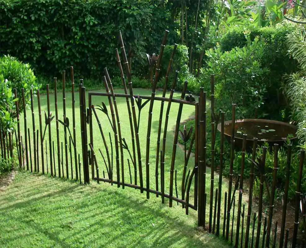 Play Wooden Garden Gates Design