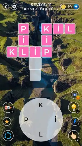 Play Word Cathc as an online game Word Cathc with UptoPlay