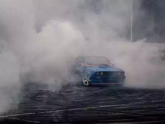Play X5 Drift Racing Simulator Play X5 Drift Racing Simulator