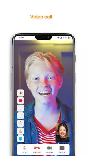 Play Xooloo Messenger kids as an online game Xooloo Messenger kids with UptoPlay