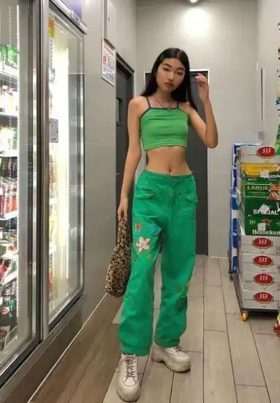 Play y2k fashion as an online game y2k fashion with UptoPlay