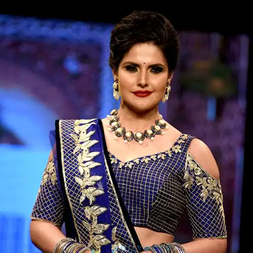 Play Zareen Khan LWP APK